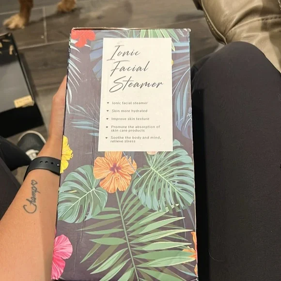 Black and Copper Facial Steamer - Picture 6 of 6